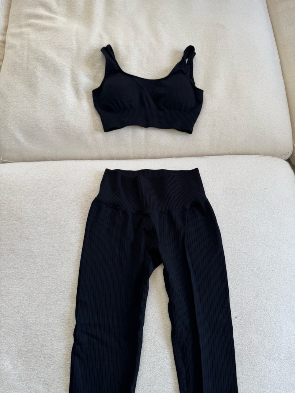 Black Ribbed Seamless Yoga Set Small | 2 Piece Gym Outfit Athleisure - Picture 7 of 8